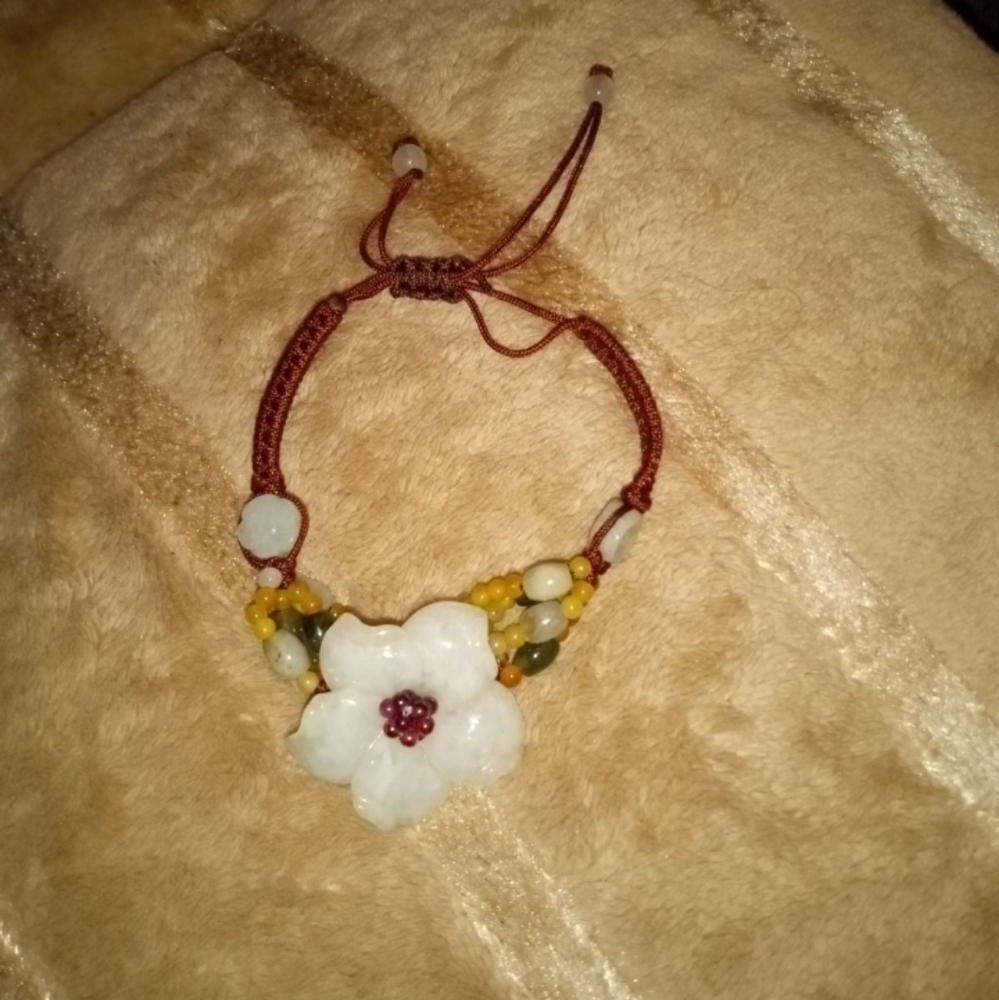 Jade Bracelet withdraw string